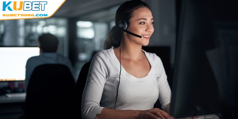 Liên lạc với đội ngũ chăm sóc người chơi để hủy tài khoản